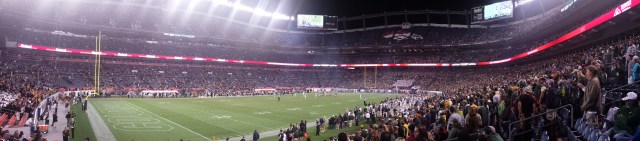 CSU winning big with 10 minutes to go, CU side now EMPTY